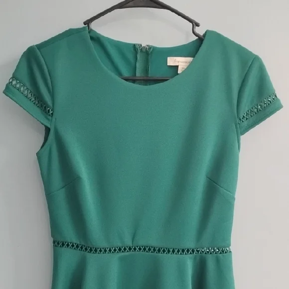 💚 Francesca's Collections Forest Green Fit-and-Flare Midi Dress Size XS - Picture 3 of 6
